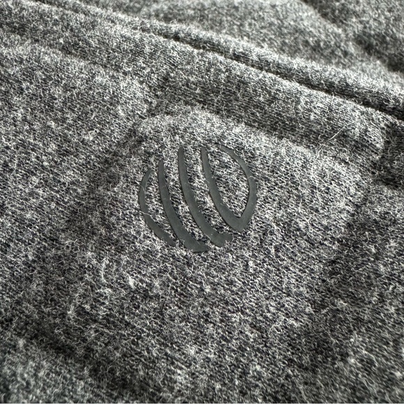 MPG Aspire Quilted Slim Leg Pants - Picture 7 of 10